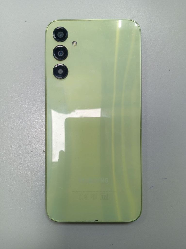 Оголошення Samsung galaxy a24 sm-a245f 6/128gb Б/У
