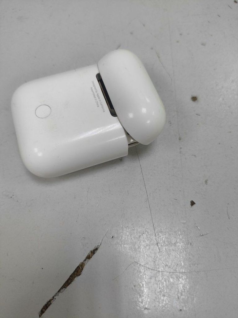 Купить Apple airpods 2nd generation a1602, a2031, a2032 Б/У