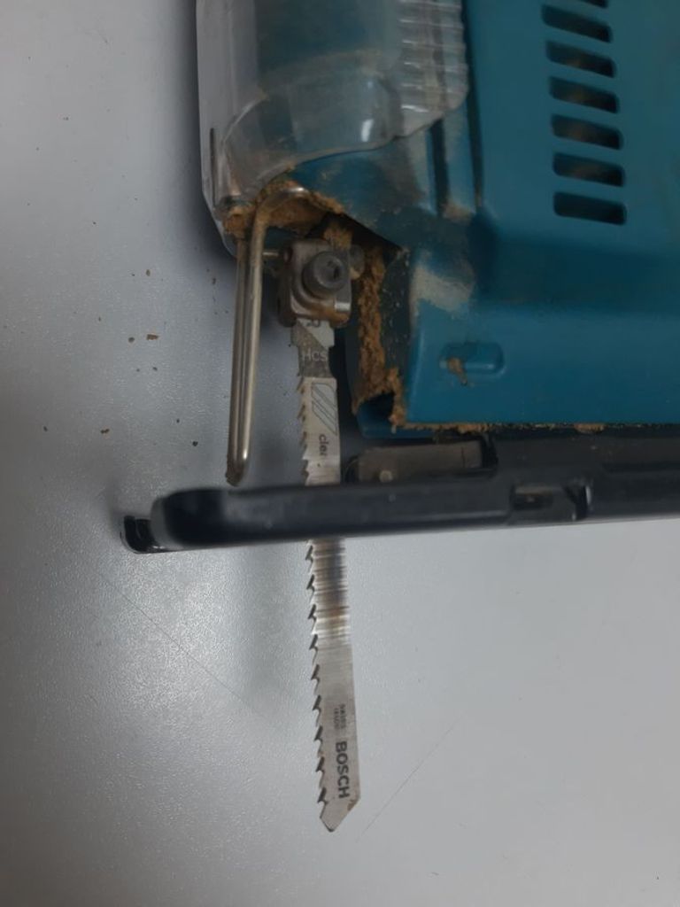 Дешево Makita 4326 з ломбарду