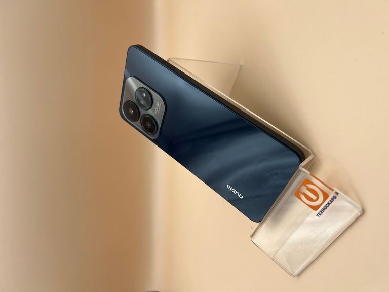 Zte Nubia V60 Design 6/256GB Purple Код:01-200922295. Изображение 6