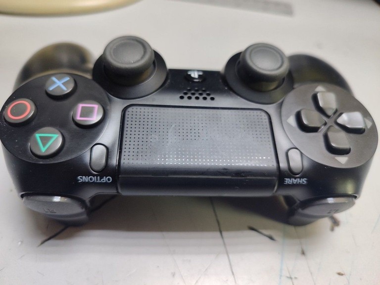 Объявление Sony dualshock 4 v2 Б/У