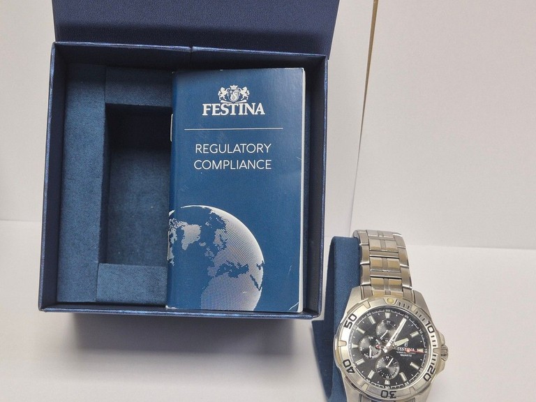 Дешиво Festina f20623 с ломбарда