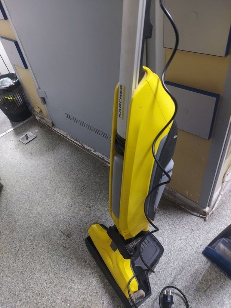 Дешево Karcher fc 5 з ломбарду