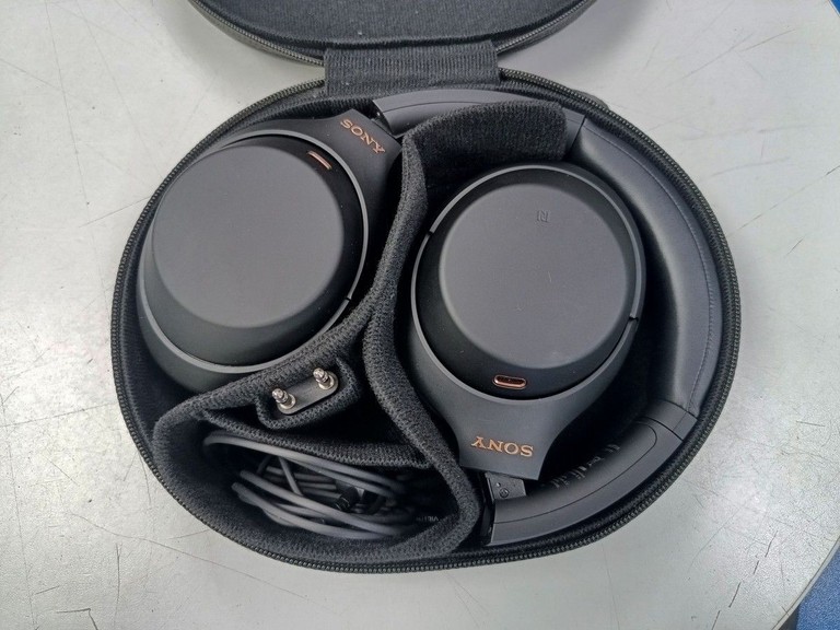 Купити Sony wh-1000xm4 Б/У