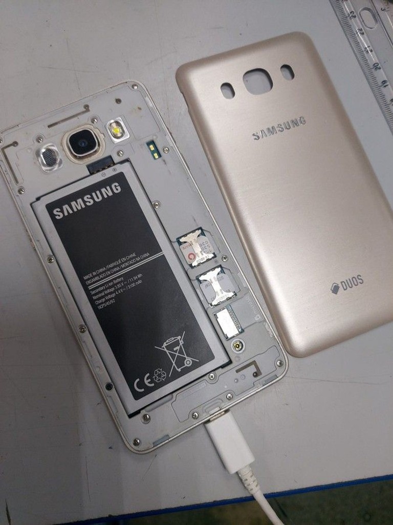 Дешево Samsung galaxy j5 j510h з ломбарду