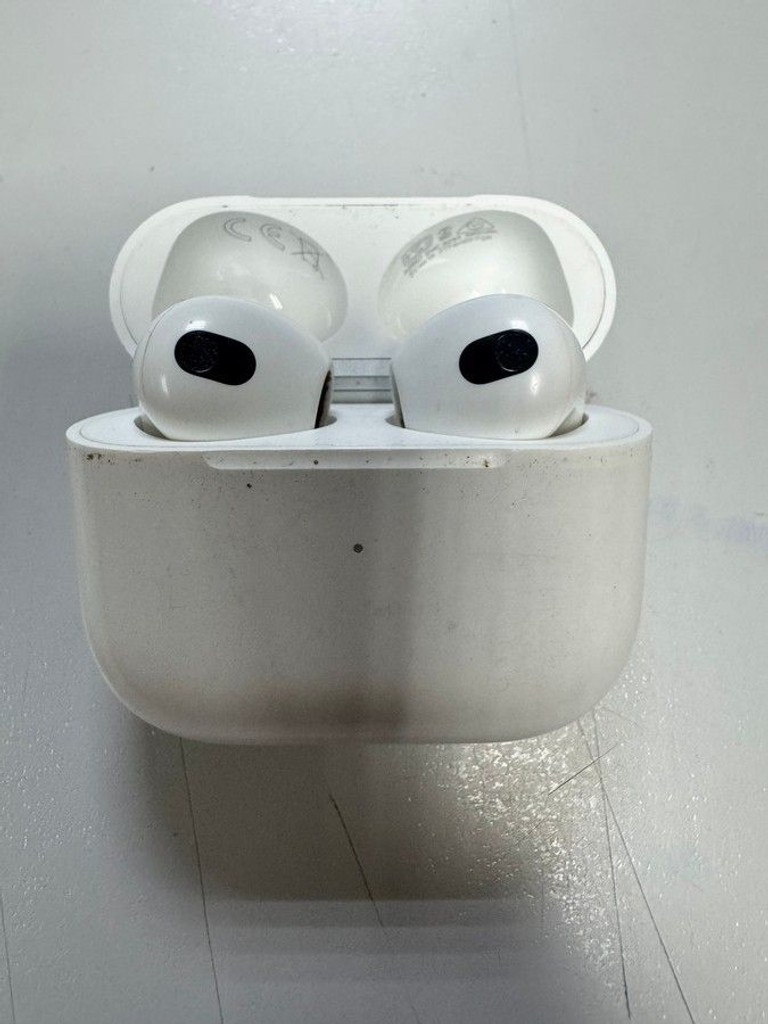 Оголошення Apple airpods 3rd generation Б/У