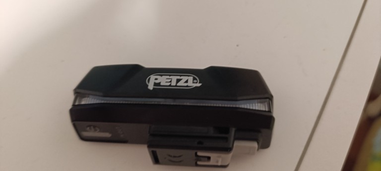 Купити Petzl R1 Б/У