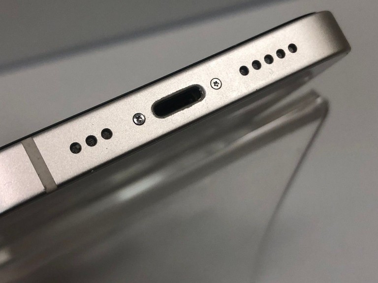 Розпродаж Apple iphone 14 256gb, продавець Техноскарб