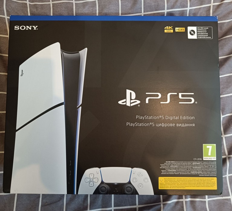 Купити Sony PlayStation 5 Slim Digital Edition 1TB (1000040660, 1000040658) Б/У