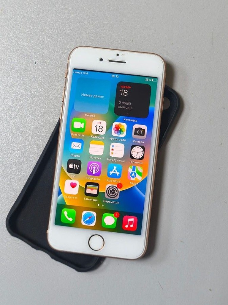 Купити Apple iphone 8 64gb Б/У