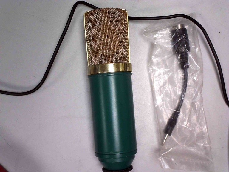 Оголошення Mxl V67G Б/У