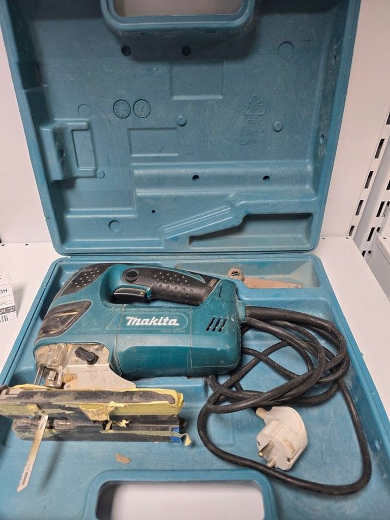 Купити Makita 4350FCT Б/У