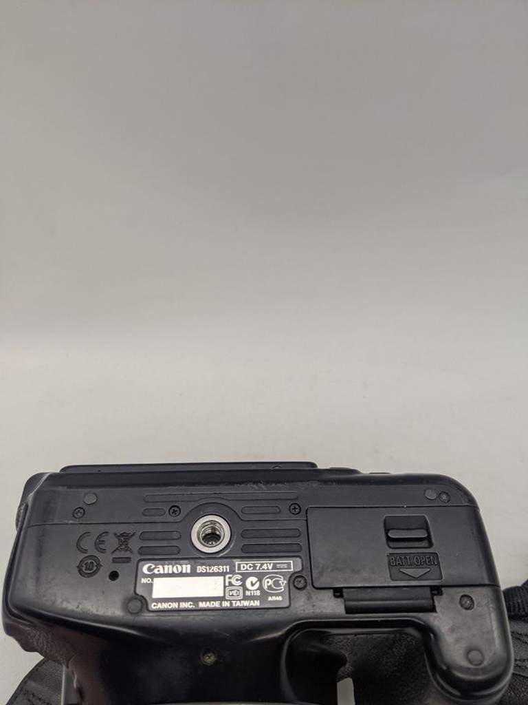 Canon EOS 600D body Код:01-200912327. Зображення 8