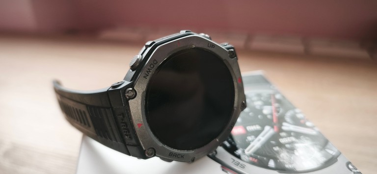 Дешиво Amazfit T rex 3 с ломбарда