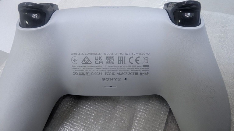 Дешиво Sony DualSense Black с ломбарда