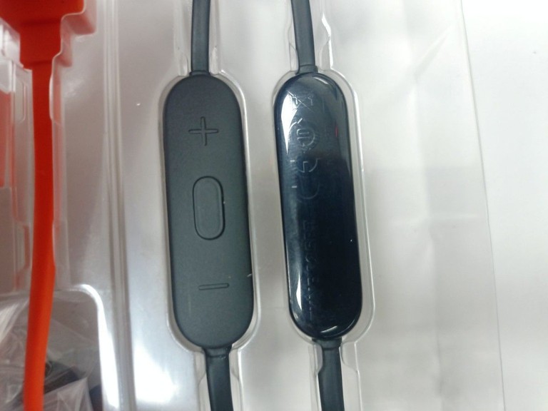 Дешиво Jbl tune 125tws с ломбарда