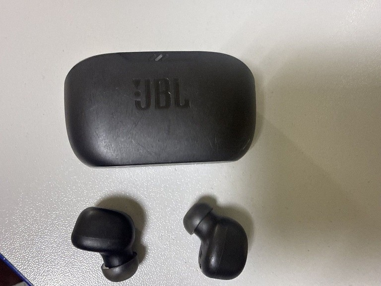 Купити Jbl wave buds Б/У
