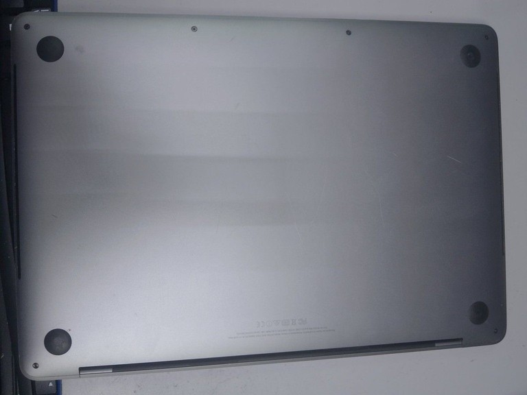 Оголошення Apple a1706 macbook pro 13,3" core i5 3.1ghz /ram 8gb /ssd 256/ gpu intel iris plus 650 1536mb Б/У