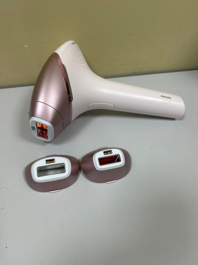 Купити Philips Lumea IPL 9900 Series BRI977/00 Б/У