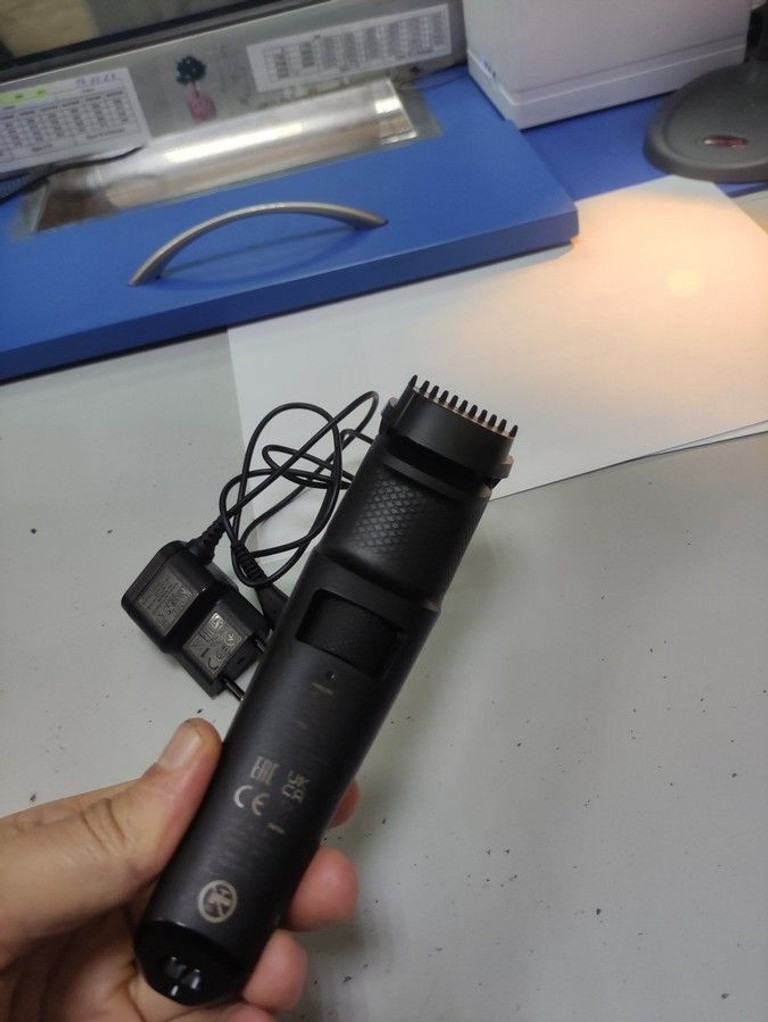 Дешиво Philips Beardtrimmer Series 3000 BT3206/14 с ломбарда