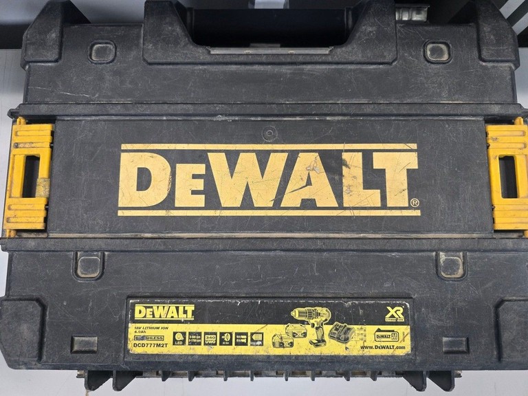 Купити Dewalt dcd709 1акб 1.5ah зп Б/У