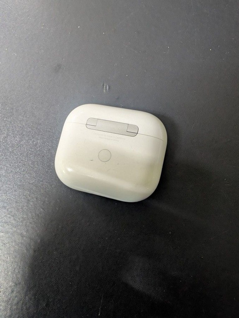 Купити Apple airpods 3rd generation Б/У