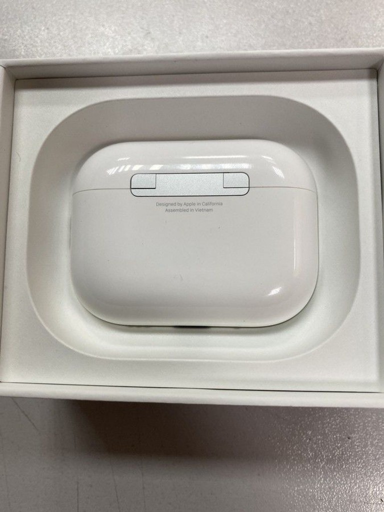 Купить AirPods Pro 3 Б/У