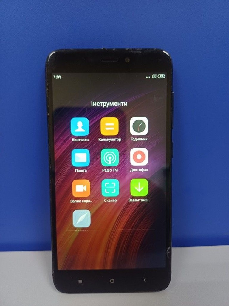 Дешево Xiaomi Redmi 4x 3/32GB Black з ломбарду