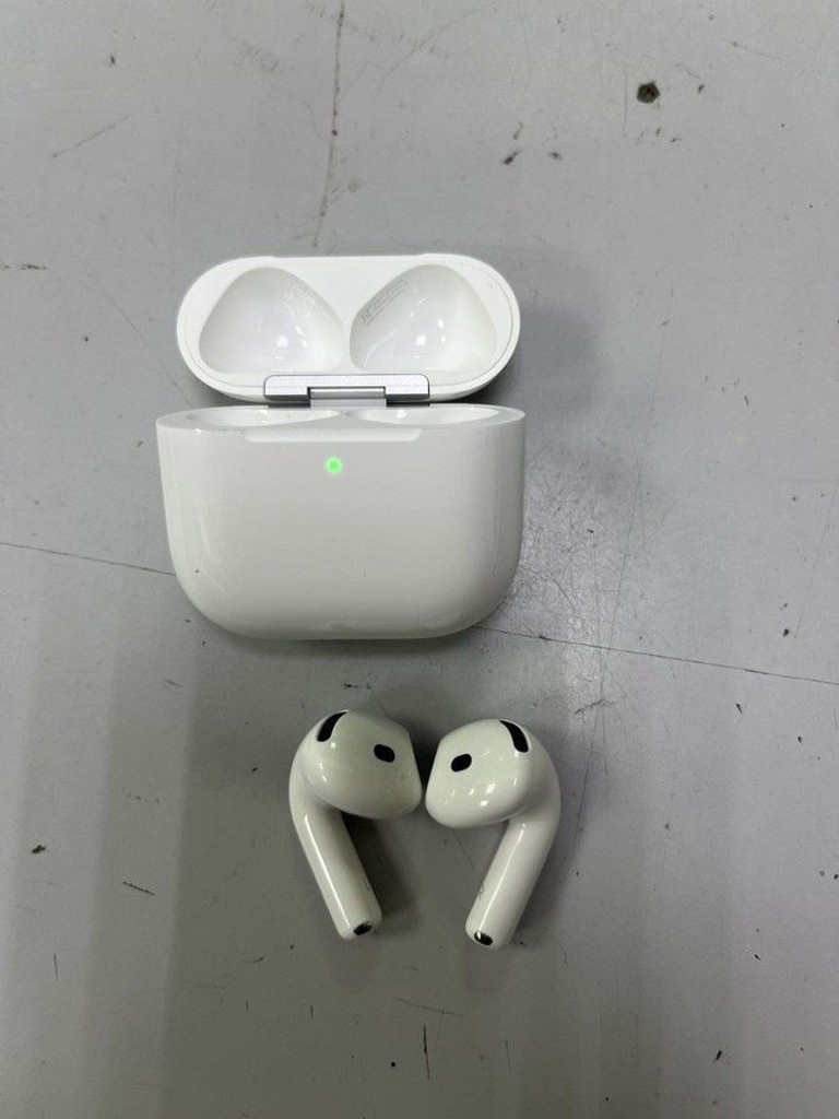 Купити Apple airpods 4 Б/У