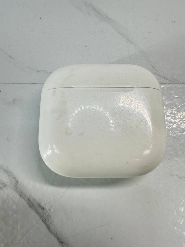 Дешево Apple airpods 4 with active noise cancellation з ломбарду