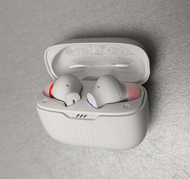 Дешево Jbl Tune 230NC White (JBLT230NCTWSWHT) з ломбарду