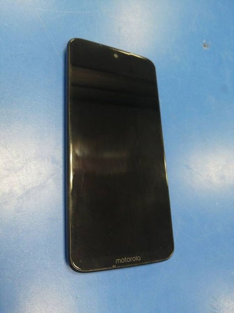Оголошення Motorola xt1962-5 moto g7 4/64gb Б/У