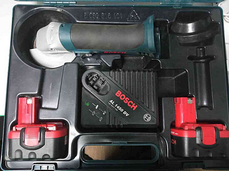 Купити Bosch gsr 14,4 ve-2 2акб ni-mh + зу Б/У