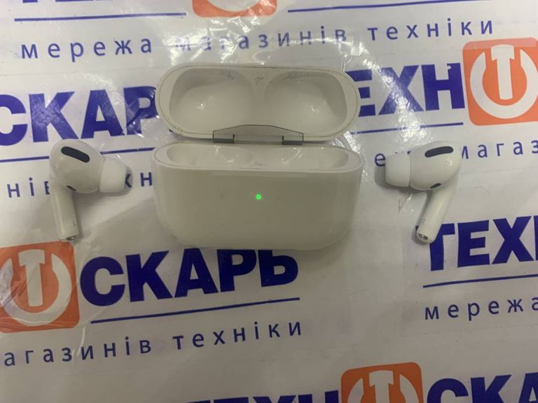 Apple AirPods Pro (MWP22)