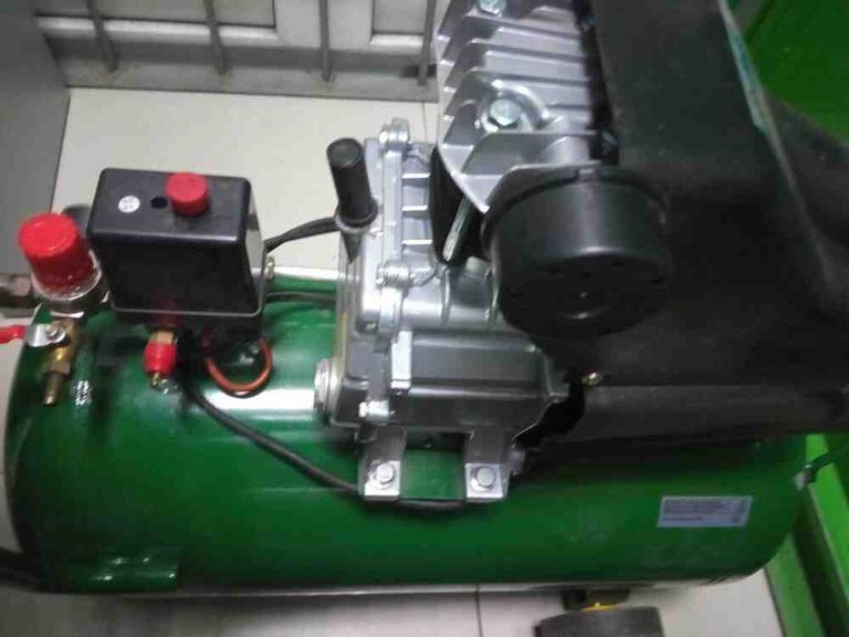 Дешево Nowa kbn 220-50 з ломбарду