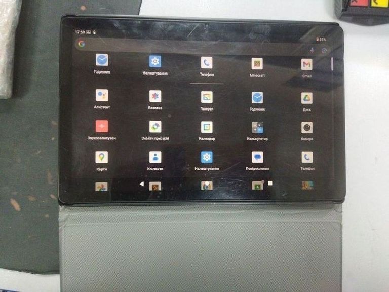 Дешево Pixus Drive 8/128GB LTE Gray з ломбарду