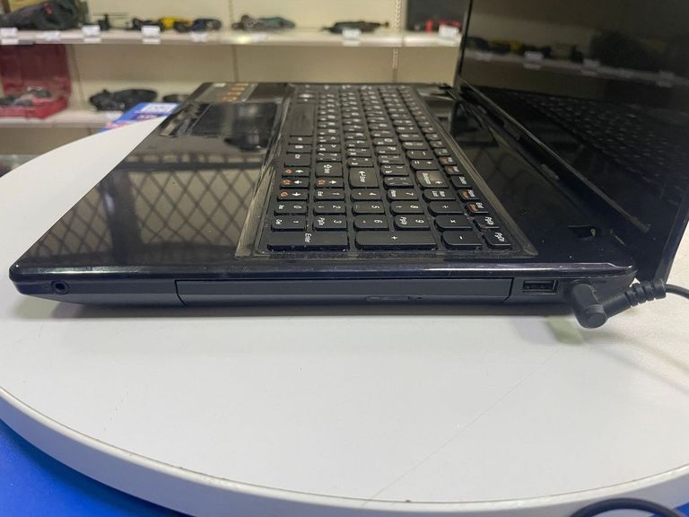 Lenovo єкр. 15,6/ amd e2 1800 1,7ghz/ ram4096mb/ hdd500gb/ dvd rw Код:01-200517250. Изображение 5