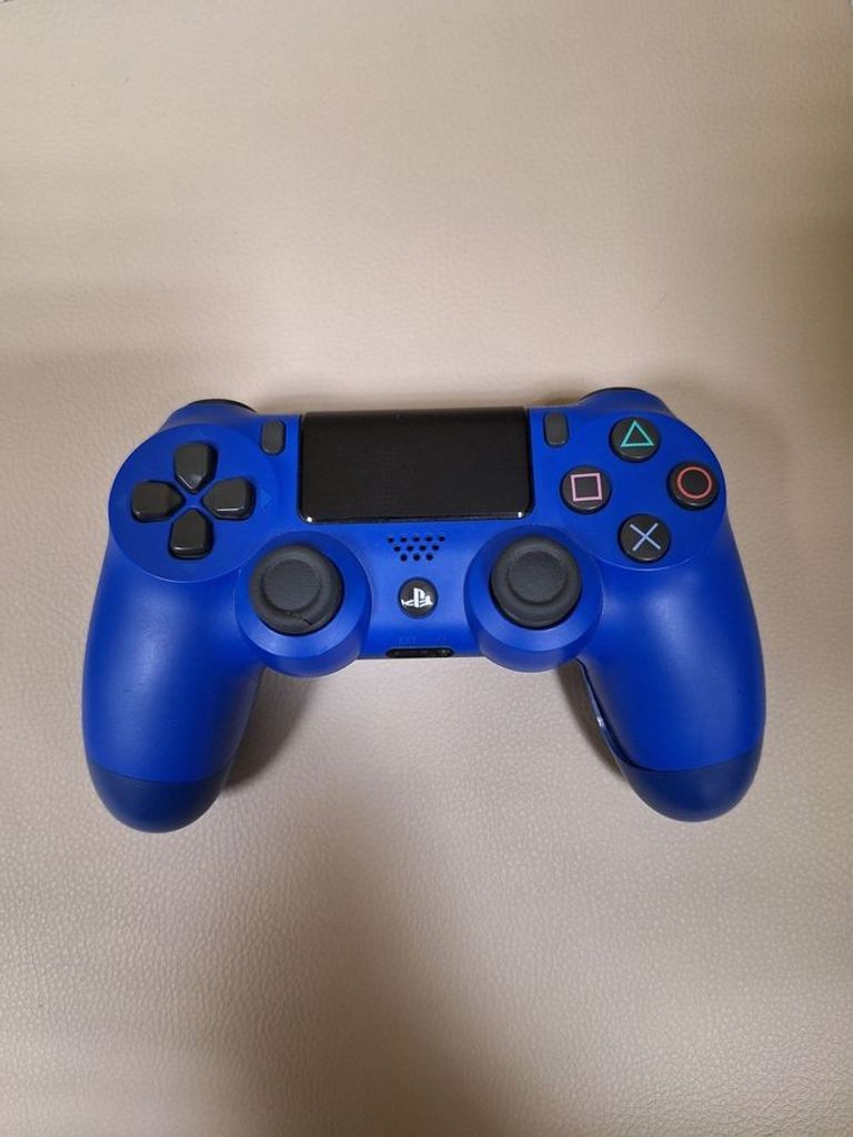 Дешево Sony dualshock 4 v2 з ломбарду
