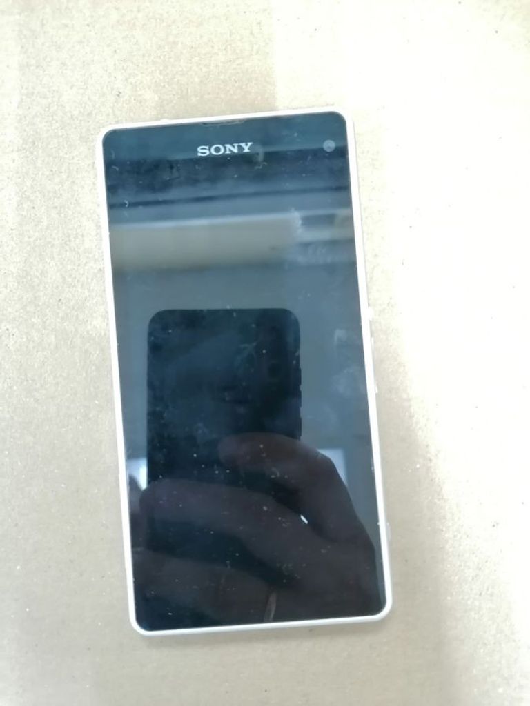 Дешево Sony xperia z1 compact з ломбарду