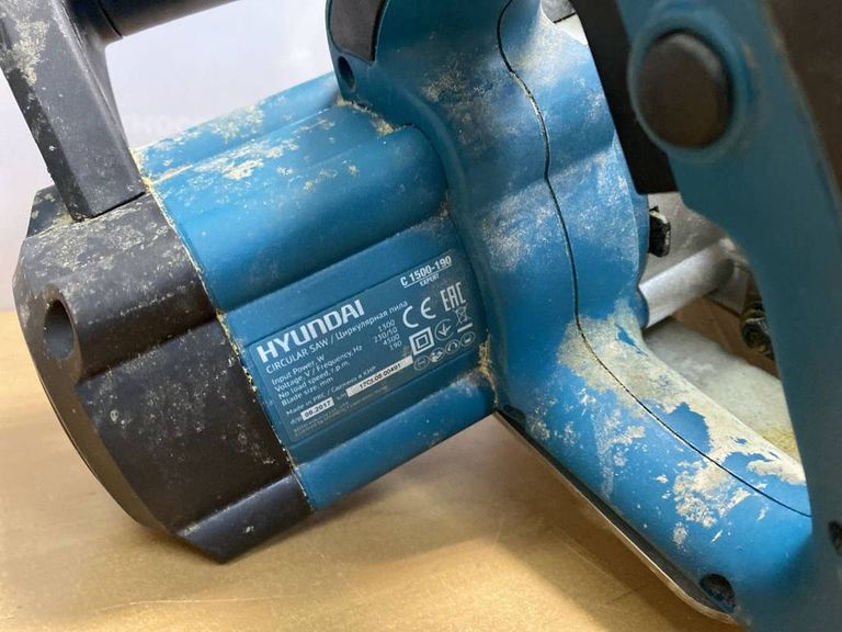 Дешево Hyundai c1500-190 з ломбарду