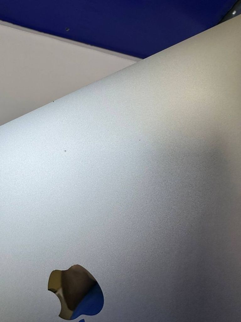 Apple a2338/macbook pro 13,3 /m1 8-gpu/ ram8gb/ ssd512gb/ retina/ truetone/ touch bar Код:01-200590742. Изображение 11