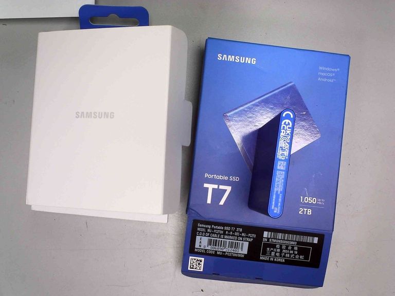 Дешиво Samsung t7 2 tb indigo с ломбарда