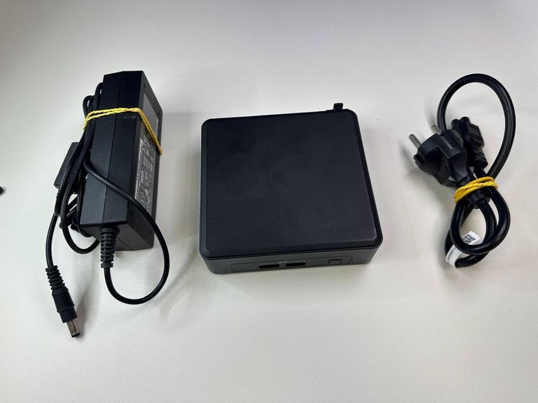 Купить Intel core i3-1115g4 (3.0-4.1 ghz), ram 32gb, ssd 1tb, intel uhd graphics Б/У