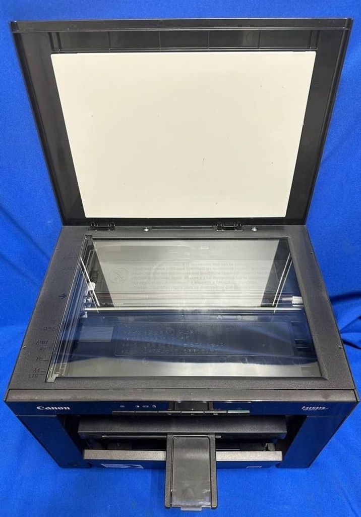 Дешево Canon i-SENSYS MF3010 + CANON 725 2pcs (5252B034) з ломбарду