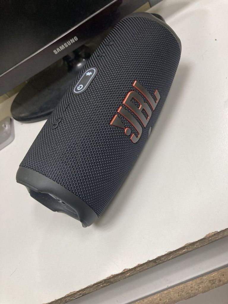 Дешево Jbl Charge 5 Blue (JBLCHARGE5BLU) з ломбарду