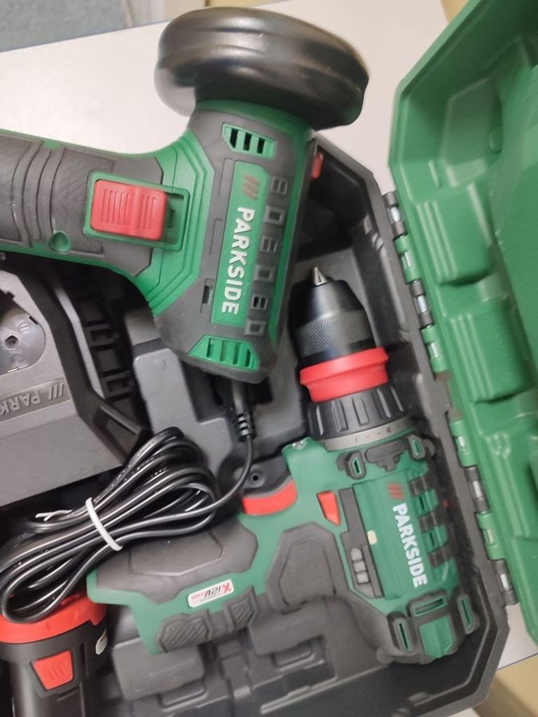 Оголошення Parkside pbsa 12 e4 + pwsa 12 c2 + 1 акб + зп Б/У