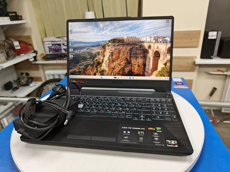 Купить Asus 15/ryzen 5 7535hs ddr5/8gb ddr5/ssd 512 gb/geforce rtx2050 4gb Б/У
