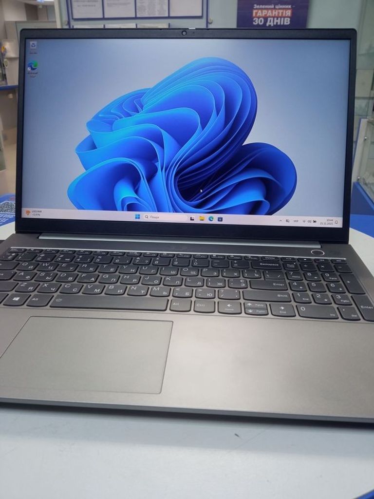 Купить Lenovo 15/ryzen 3 5300u ddr4/8gb ddr4/hdd *відсутній/ssd 500 gb/*інтегрована Б/У