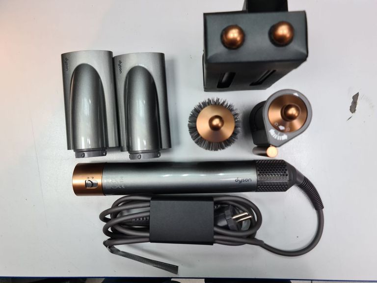 Дешево Dyson airwrap hs05 complete long nickel/copper з ломбарду