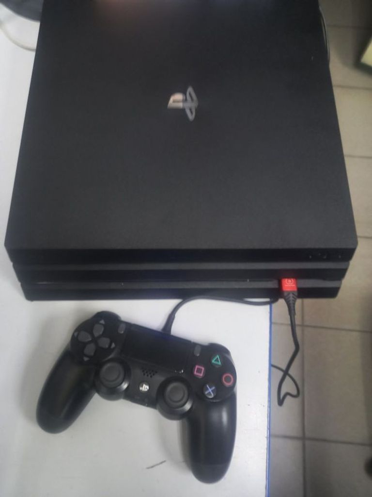 Объявление Sony playstation 4 pro 1tb Б/У